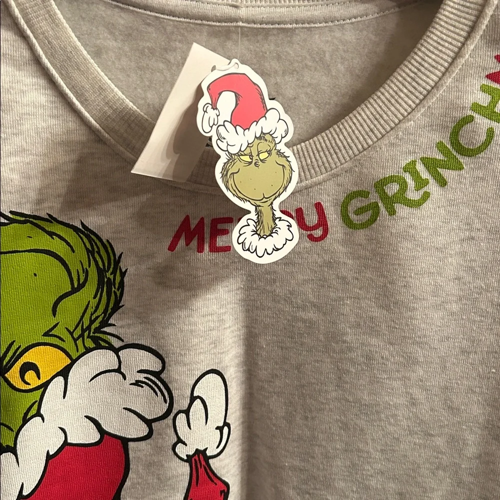 NEW Target Dr. Seuss The Grinch Graphic Sweatshirt in Gray; Size X-Large - Picture 6 of 6